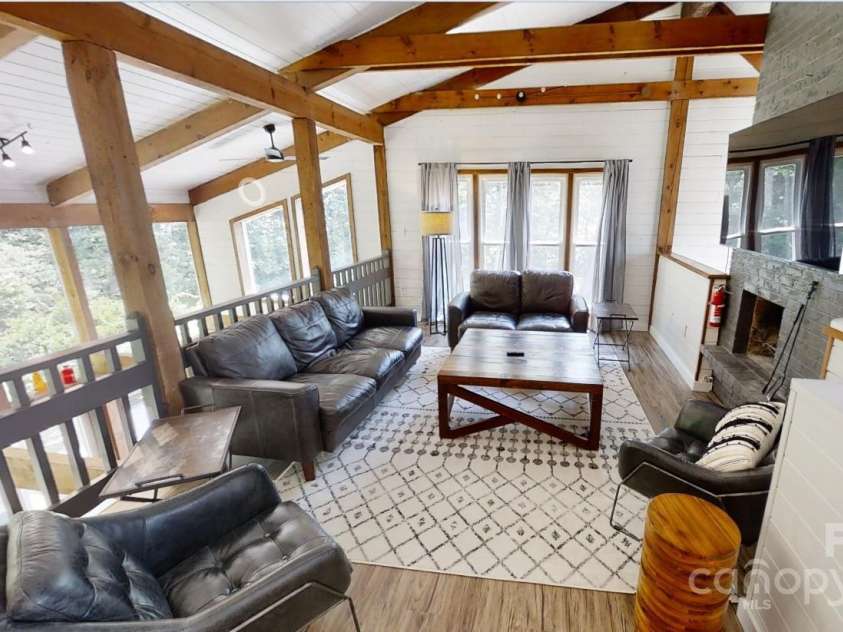 140 Camby Drive, Fairview, NC 28730.  MLS# CAR4178451, YatesRealty ID 2344. Upstairs loft