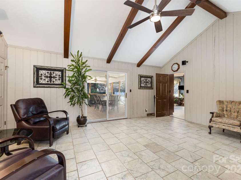 300 Gloucestershire Road, Winston Salem, NC 27104.  MLS# CAR4321606, YatesRealty ID 2344. Great Room Family Room 2