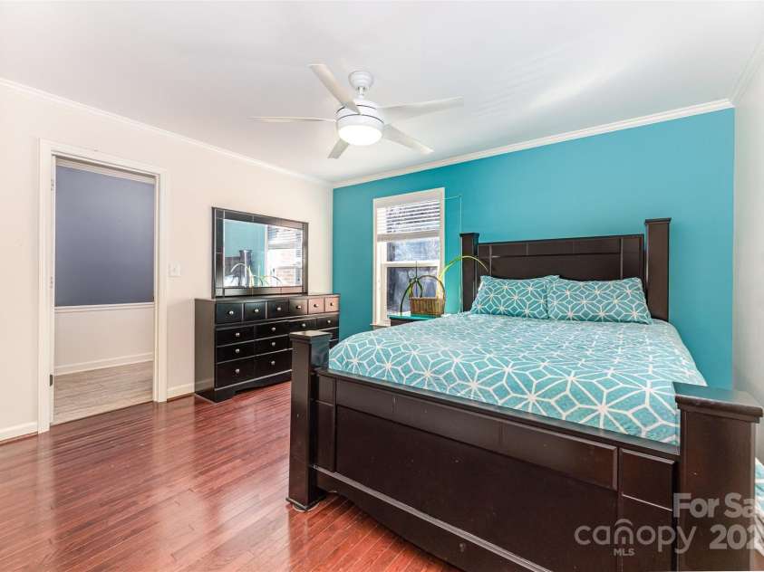 300 Gloucestershire Road, Winston Salem, NC 27104.  MLS# CAR4321606, YatesRealty ID 2344. $th Bedroom on Main