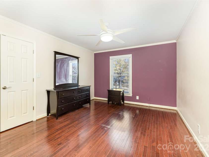 300 Gloucestershire Road, Winston Salem, NC 27104.  MLS# CAR4321606, YatesRealty ID 2344. Third Bedroom on Main