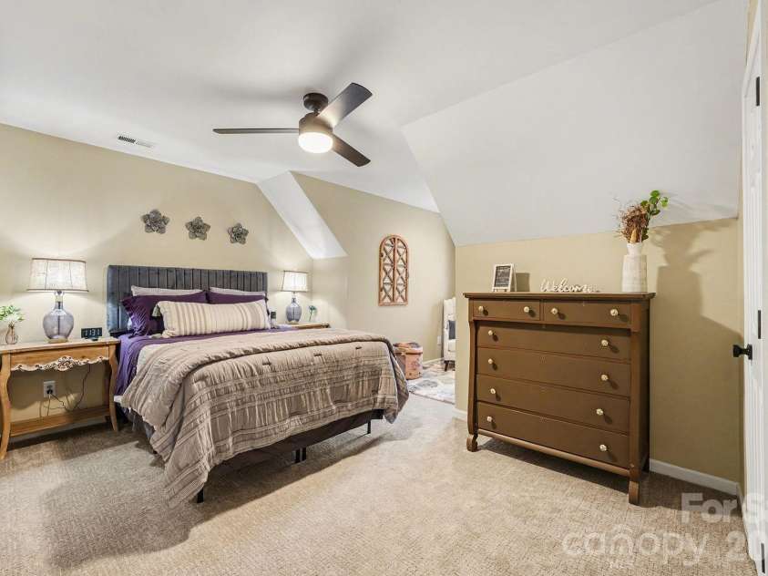 8331 Christmas Court, Charlotte, NC 28216.  MLS# CAR4340042, YatesRealty ID 2344. Second Bedroom with sitting/office area, new carpet, fresh paint and more