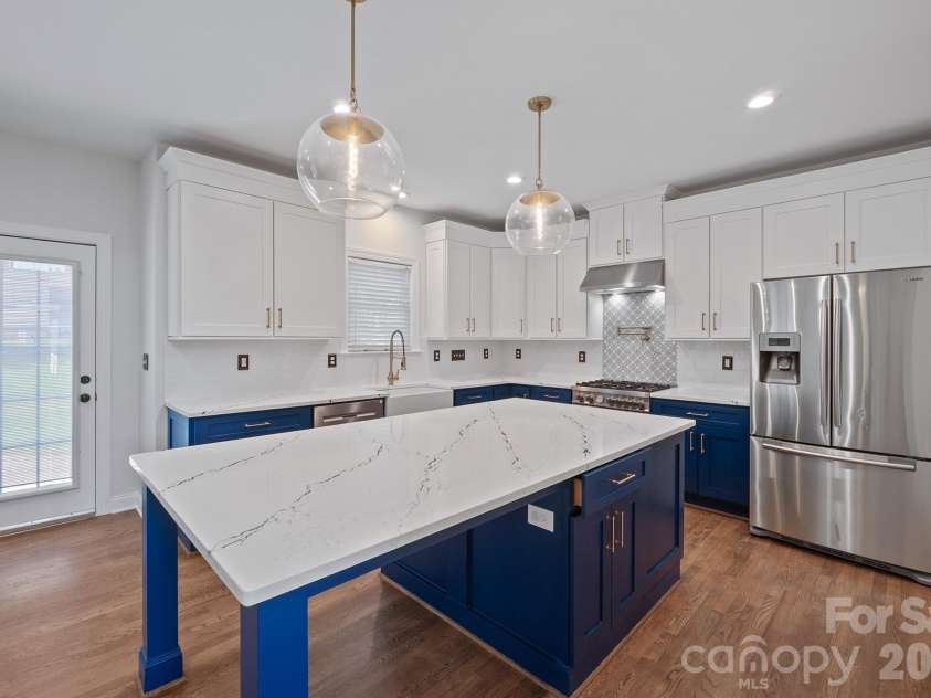 14506 Harvington Drive, Huntersville, NC 28078.  MLS# CAR4382573, YatesRealty ID 23440. 