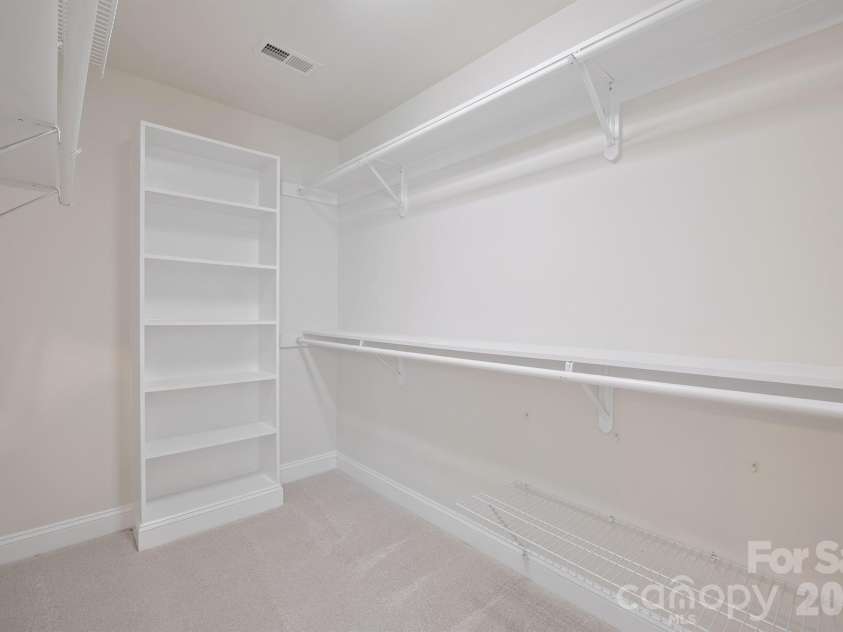 14506 Harvington Drive, Huntersville, NC 28078.  MLS# CAR4382573, YatesRealty ID 23440. 