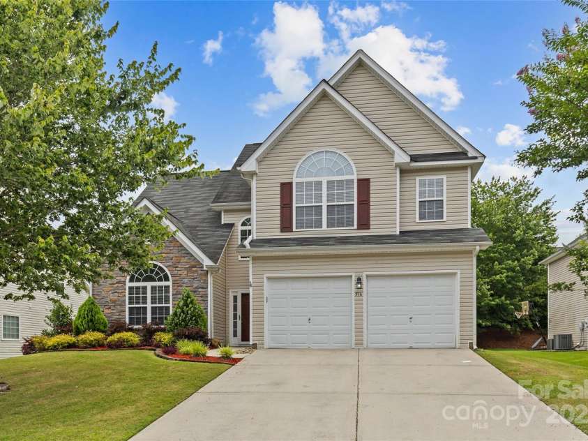 516 Cool Creek Drive, Rock Hill, SC 29732.  MLS# CAR4271964, YatesRealty ID 23440. 