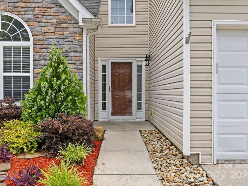 516 Cool Creek Drive, Rock Hill, SC 29732.  MLS# CAR4271964, YatesRealty ID 23440. 