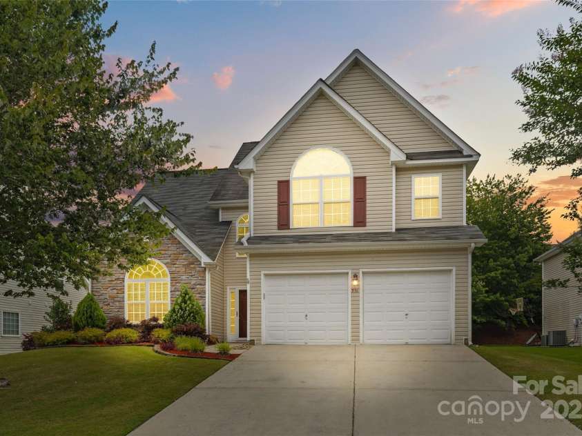 516 Cool Creek Drive, Rock Hill, SC 29732.  MLS# CAR4271964, YatesRealty ID 23440. 