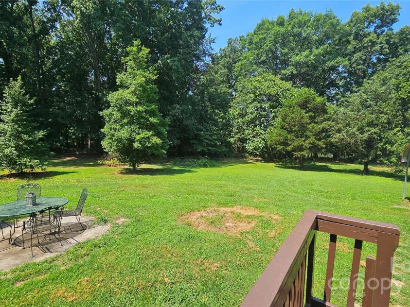 233 Hicks Road, Statesville, NC 28625.  MLS# CAR4273978, YatesRealty ID 23441. 