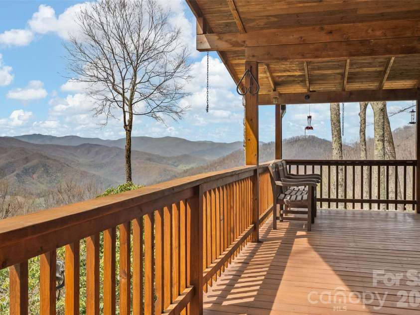 519 Promiseland Road, Canton, NC 28716.  MLS# CAR4359257, YatesRealty ID 23442. 
