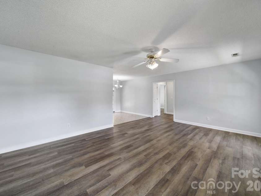 1740 Rosewell Drive, Rock Hill, SC 29732.  MLS# CAR4376927, YatesRealty ID 23443. 