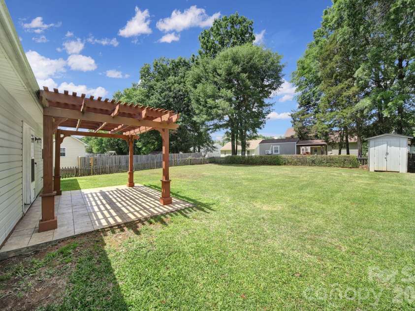 1740 Rosewell Drive, Rock Hill, SC 29732.  MLS# CAR4376927, YatesRealty ID 23443. 