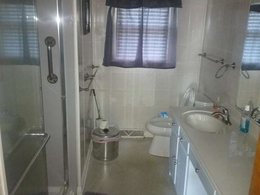 2815 Highland Drive, Lincolnton, NC 28092.  MLS# CAR4275712, YatesRealty ID 23443. 