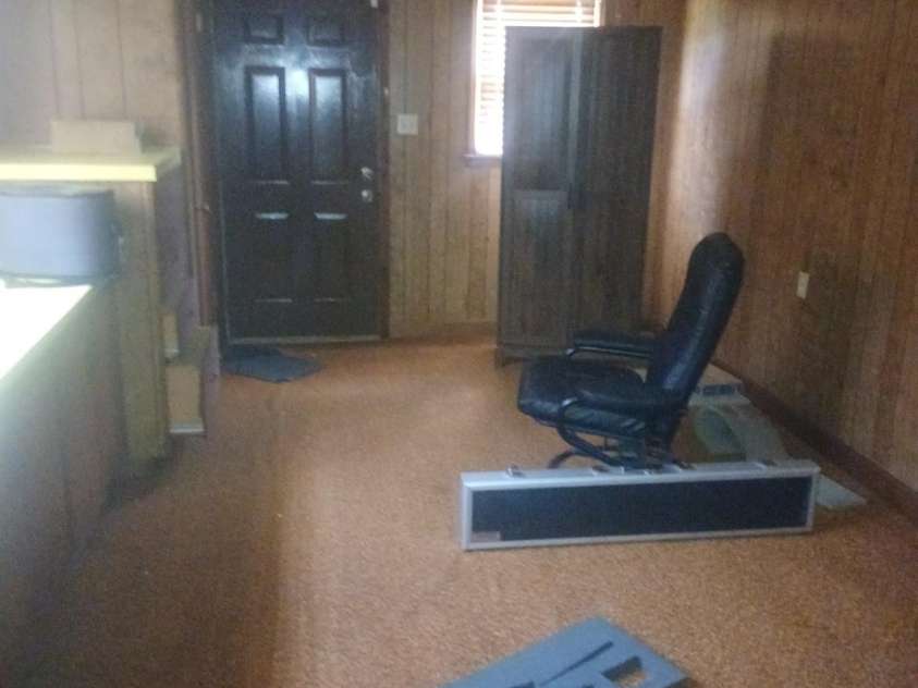 2815 Highland Drive, Lincolnton, NC 28092.  MLS# CAR4275712, YatesRealty ID 23443. 