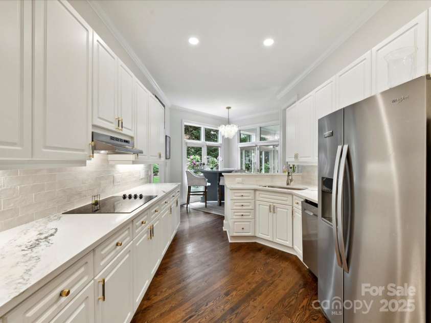 19205 Hidden Cove Lane, Cornelius, NC 28031.  MLS# CAR4272295, YatesRealty ID 23444. 