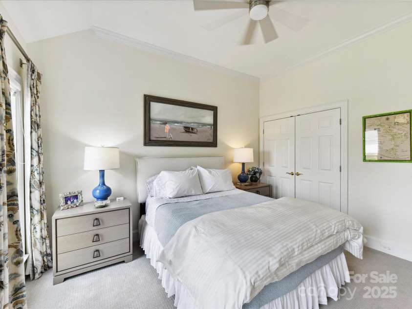 19205 Hidden Cove Lane, Cornelius, NC 28031.  MLS# CAR4272295, YatesRealty ID 23444. 