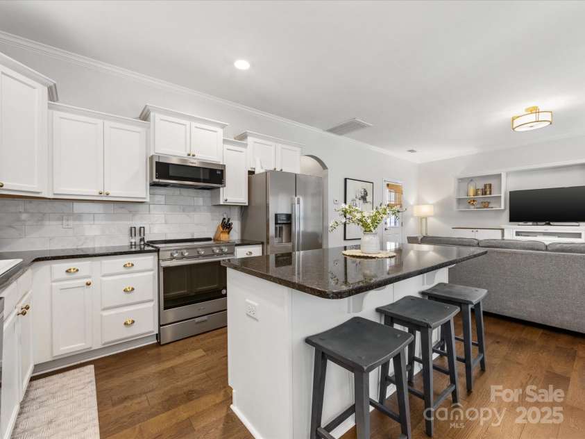 4303 Patriots Hill Road, Mint Hill, NC 28227.  MLS# CAR4309426, YatesRealty ID 23445. Modern and Sleek!