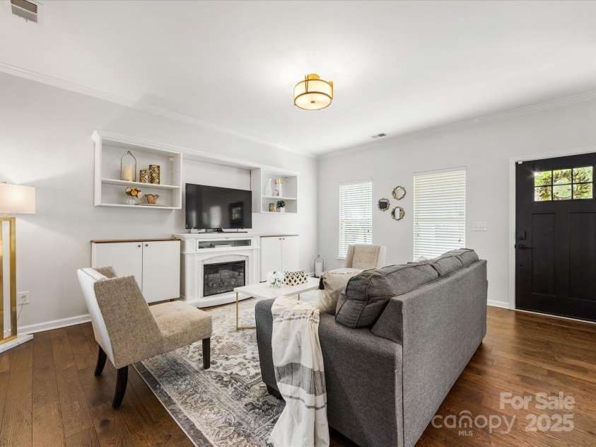 4303 Patriots Hill Road, Mint Hill, NC 28227.  MLS# CAR4309426, YatesRealty ID 23445. Open Floor Plan