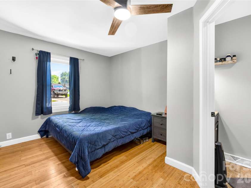 5603 King Wilkinson Road, Denver, NC 28037.  MLS# CAR4379407, YatesRealty ID 23446. 