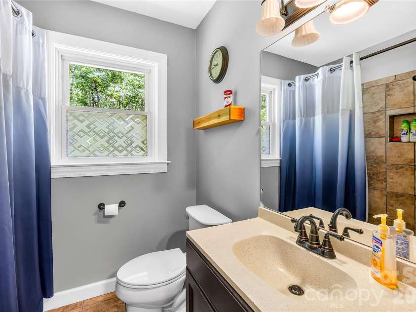 5603 King Wilkinson Road, Denver, NC 28037.  MLS# CAR4379407, YatesRealty ID 23446. 
