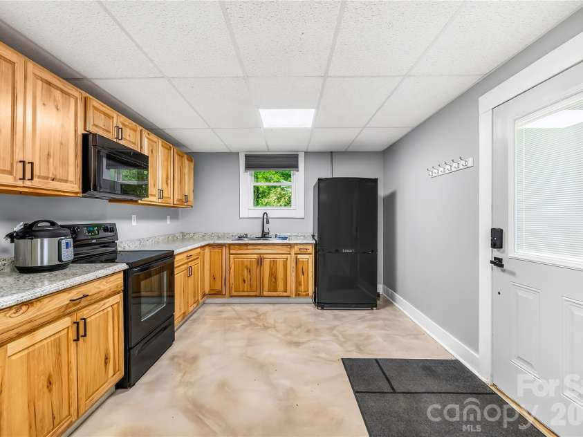 5603 King Wilkinson Road, Denver, NC 28037.  MLS# CAR4379407, YatesRealty ID 23446. 