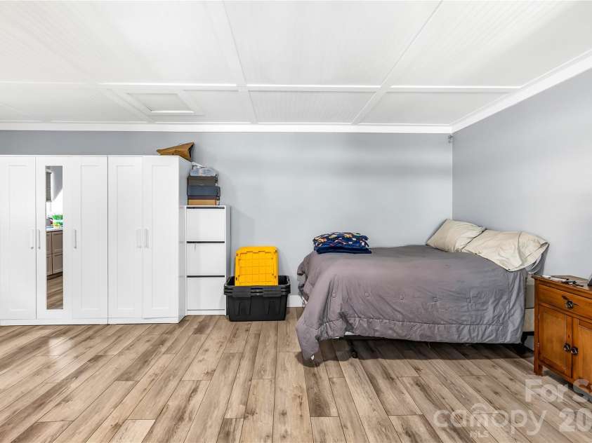 5603 King Wilkinson Road, Denver, NC 28037.  MLS# CAR4379407, YatesRealty ID 23446. 