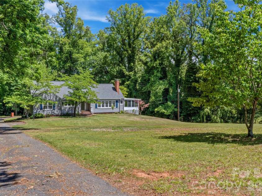 951 Dodson Mill Road, Pilot Mountain, NC 27041.  MLS# CAR4383044, YatesRealty ID 23447. 