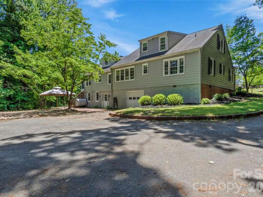 951 Dodson Mill Road, Pilot Mountain, NC 27041.  MLS# CAR4383044, YatesRealty ID 23447. 