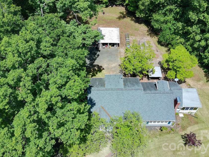 951 Dodson Mill Road, Pilot Mountain, NC 27041.  MLS# CAR4383044, YatesRealty ID 23447. 