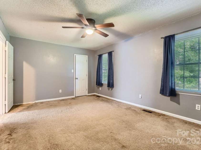 1506 Union New Hope Road, Gastonia, NC 28056.  MLS# CAR4270511, YatesRealty ID 23448. 