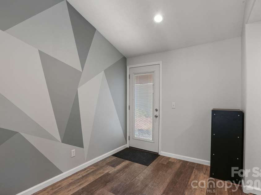 421 Emma Road, Asheville, NC 28806.  MLS# CAR4375905, YatesRealty ID 23449. 