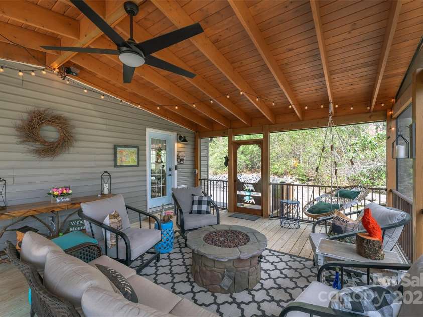 7788 Parks Mountain Drive, Newland, NC 28657.  MLS# CAR4244906, YatesRealty ID 23449. 