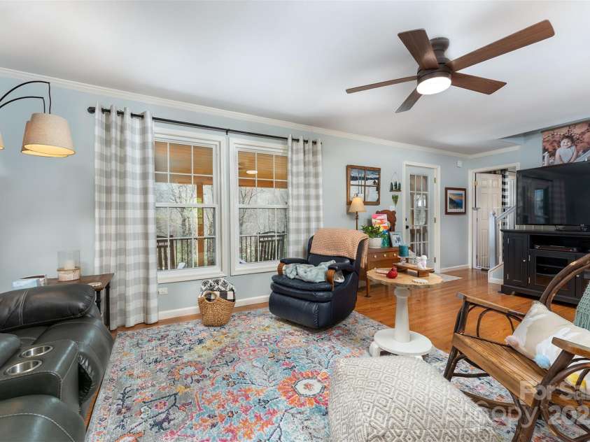 7788 Parks Mountain Drive, Newland, NC 28657.  MLS# CAR4244906, YatesRealty ID 23449. 