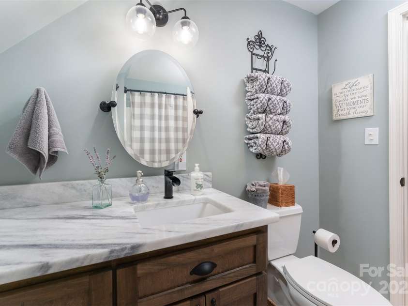 7788 Parks Mountain Drive, Newland, NC 28657.  MLS# CAR4244906, YatesRealty ID 23449. 