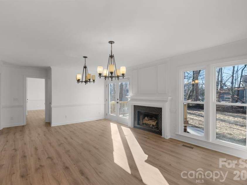 2124 Annecy Drive, Matthews, NC 28105.  MLS# CAR4336407, YatesRealty ID 2345. 