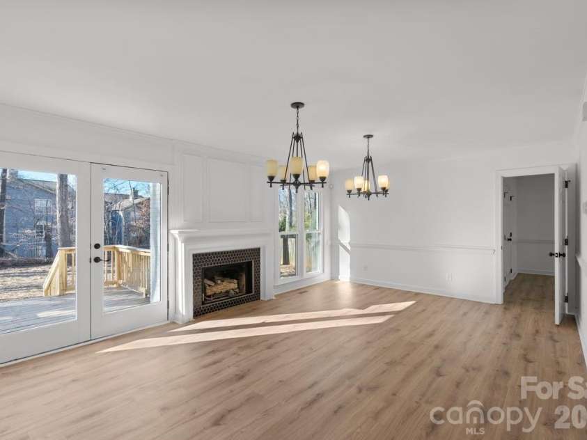 2124 Annecy Drive, Matthews, NC 28105.  MLS# CAR4336407, YatesRealty ID 2345. 