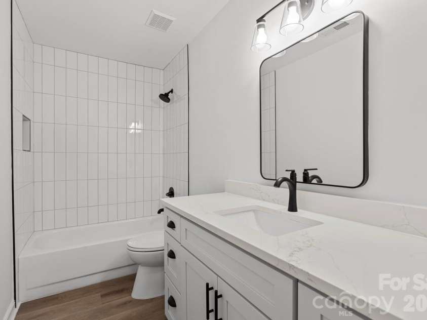 2124 Annecy Drive, Matthews, NC 28105.  MLS# CAR4336407, YatesRealty ID 2345. 