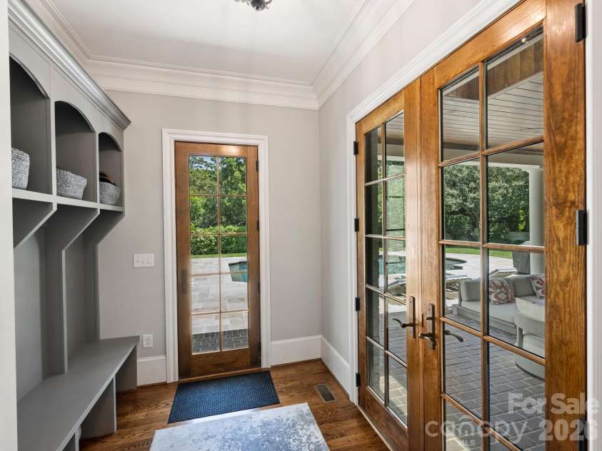 2313 Richardson Drive, Charlotte, NC 28211.  MLS# CAR4382670, YatesRealty ID 23450. Drop zone