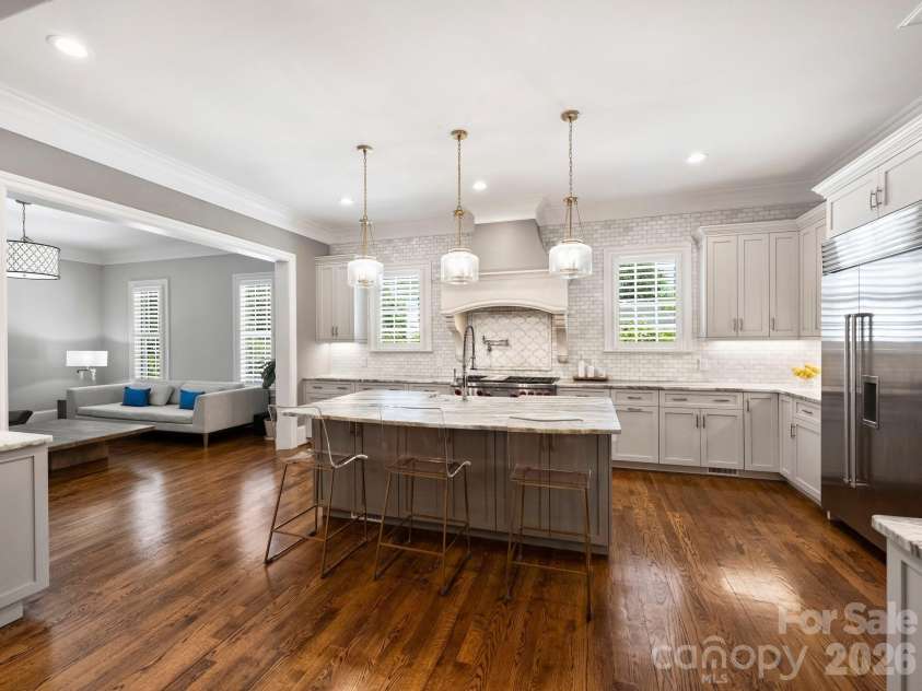 2313 Richardson Drive, Charlotte, NC 28211.  MLS# CAR4382670, YatesRealty ID 23450. Kitchen