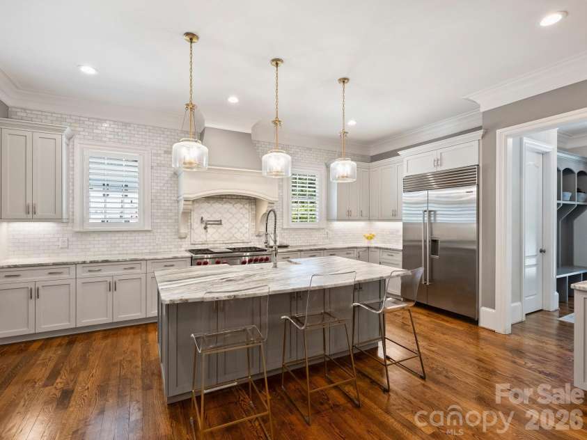 2313 Richardson Drive, Charlotte, NC 28211.  MLS# CAR4382670, YatesRealty ID 23450. Kitchen