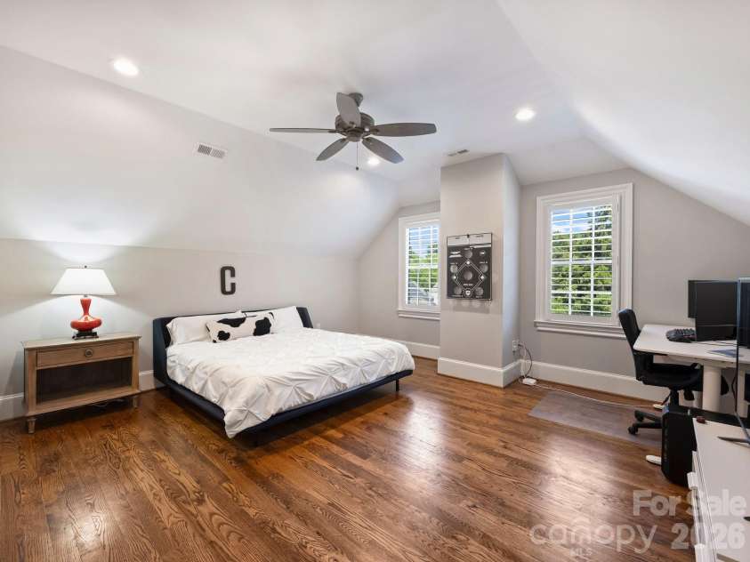 2313 Richardson Drive, Charlotte, NC 28211.  MLS# CAR4382670, YatesRealty ID 23450. Third Floor Guest Suite 4