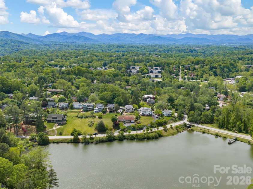 7 Glen Falls Road, Asheville, NC 28804.  MLS# CAR4377796, YatesRealty ID 23452. 