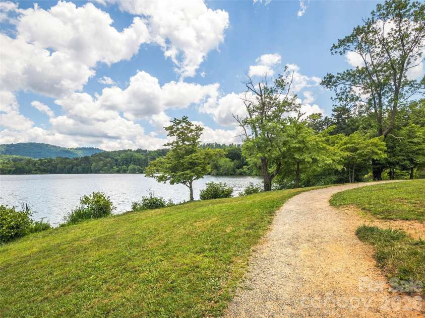 7 Glen Falls Road, Asheville, NC 28804.  MLS# CAR4377796, YatesRealty ID 23452. 