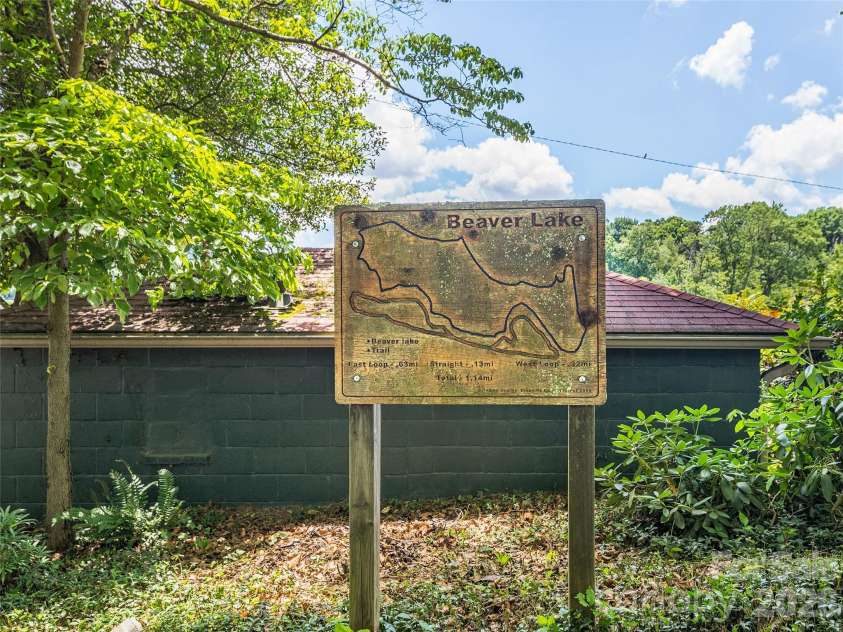 7 Glen Falls Road, Asheville, NC 28804.  MLS# CAR4377796, YatesRealty ID 23452. 