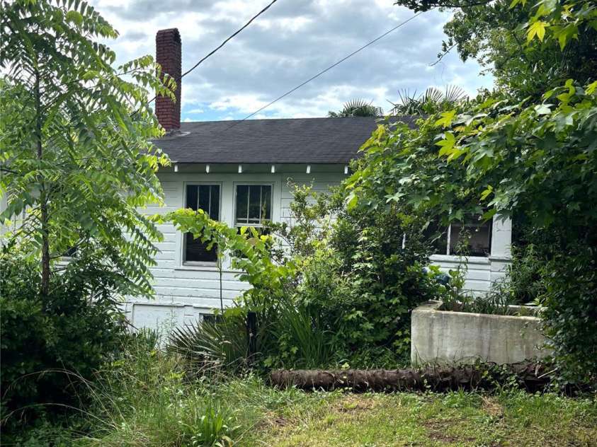 291 Walker Street, Columbus, NC 28722.  MLS# CAR4268065, YatesRealty ID 23455. 