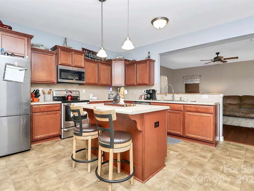 1288 Century Drive, Clover, SC 29710.  MLS# CAR4275472, YatesRealty ID 23456. Kitchen