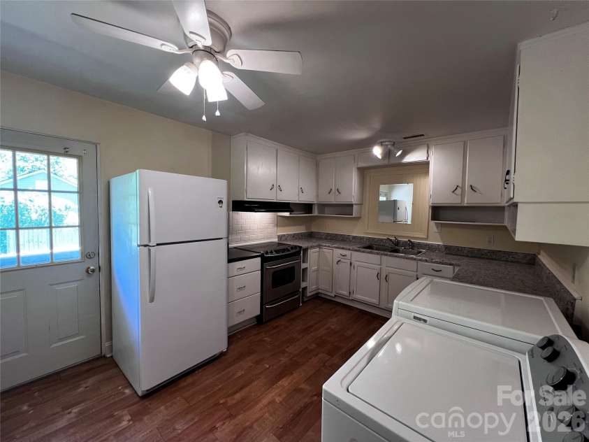 535 Nicholson Creek Road, Brevard, NC 28712.  MLS# CAR4362602, YatesRealty ID 23457. 