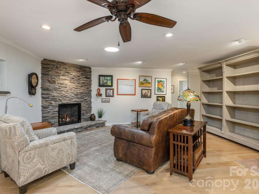 128 Camellia Way, Hendersonville, NC 28739.  MLS# CAR4404183, YatesRealty ID 23458. 