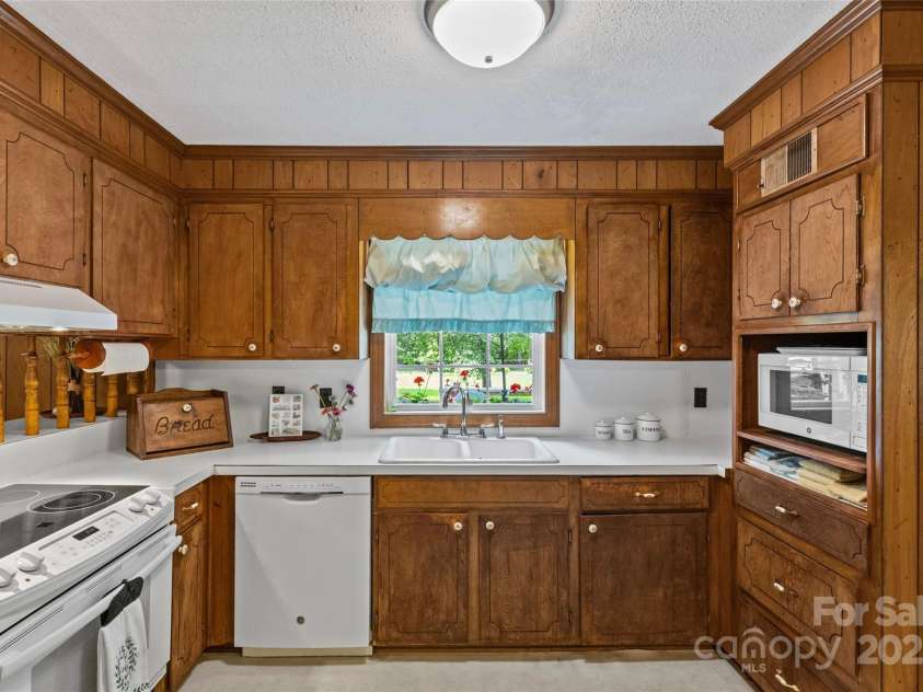 8101 Truelight Church Road, Mint Hill, NC 28227.  MLS# CAR4271587, YatesRealty ID 23459. 