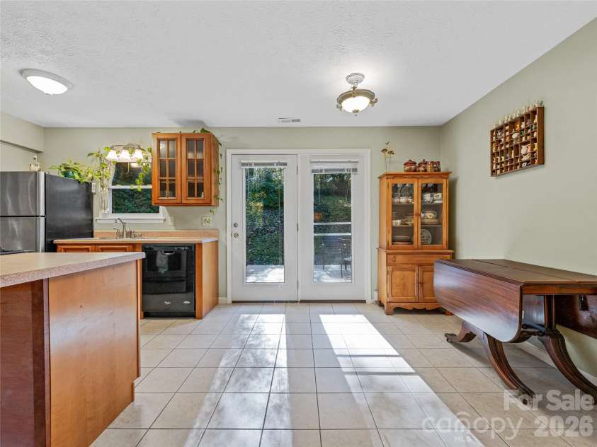 5 West Cove Street, Weaverville, NC 28787.  MLS# CAR4310907, YatesRealty ID 2346. 