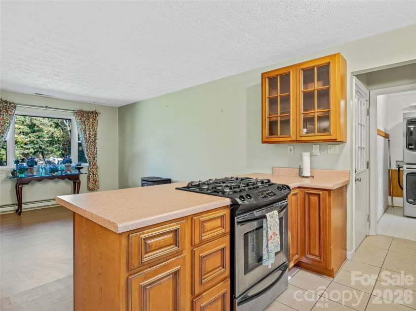 5 West Cove Street, Weaverville, NC 28787.  MLS# CAR4310907, YatesRealty ID 2346. 