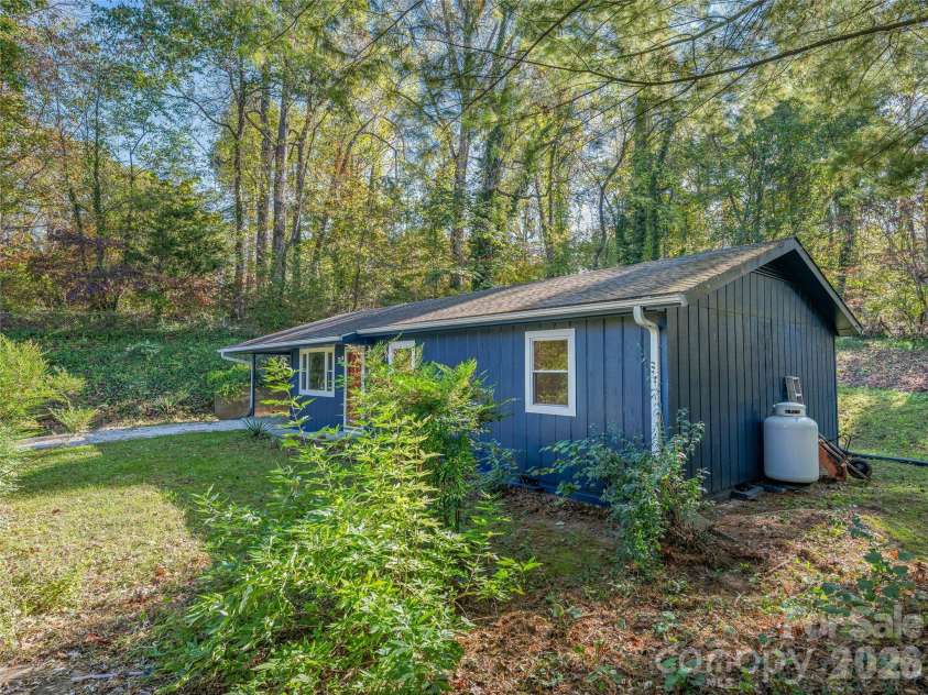 5 West Cove Street, Weaverville, NC 28787.  MLS# CAR4310907, YatesRealty ID 2346. 